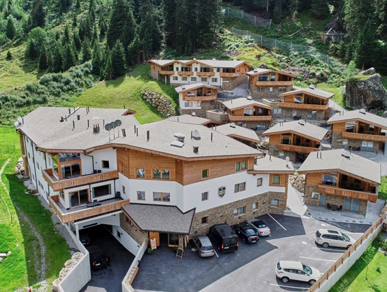 Hochzeitslocation: Das Chalet Dorf  - PURE Resort Pitztal