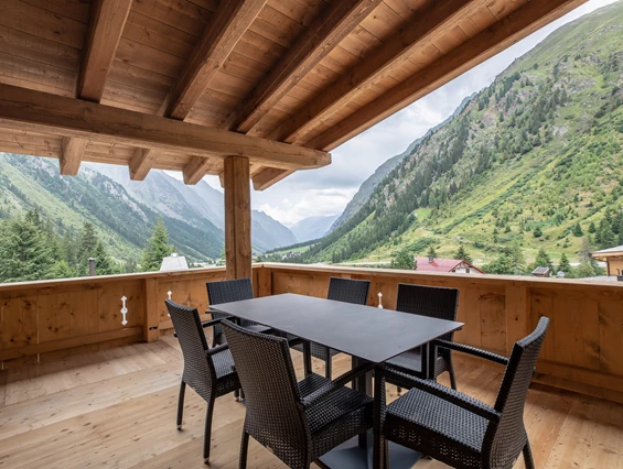 Hochzeitslocation: Aussicht vom Chalet - PURE Resort Pitztal