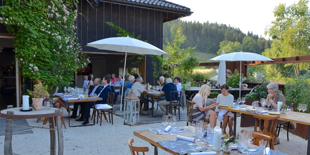 Destination-Wedding - Art der Location: Hotel / Chalet - Weingut Georgium