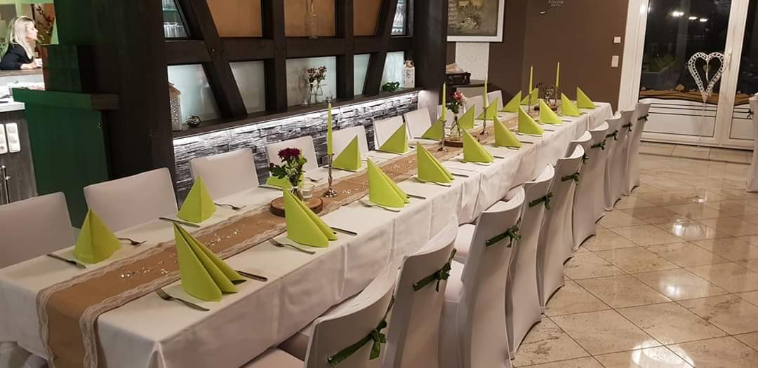 Destination-Wedding - Preisniveau Hochzeitsfeier: €€ - Fahner Mühle La Bodega