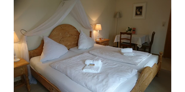 Destination-Wedding - Art der Location: Hotel / Chalet - Gästezimmer "Biberburg" - Wasserburg Turow