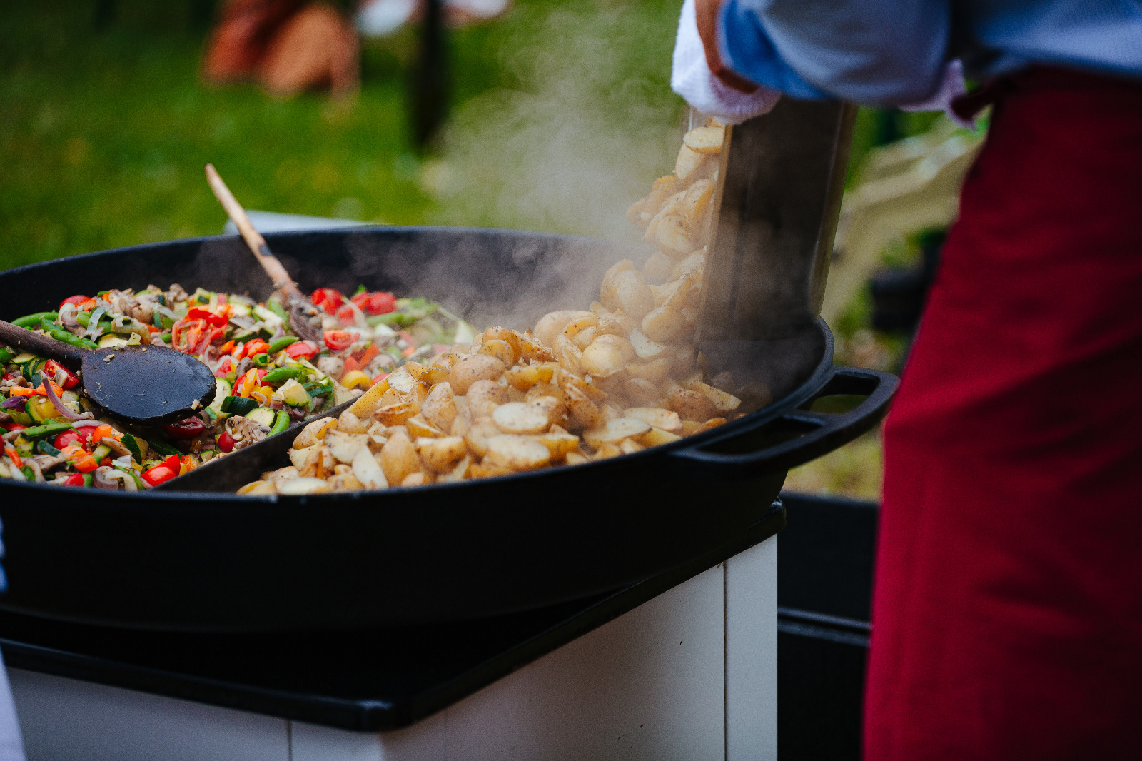 Hochzeitslocation: Outdoor cooking - Wasserburg Turow