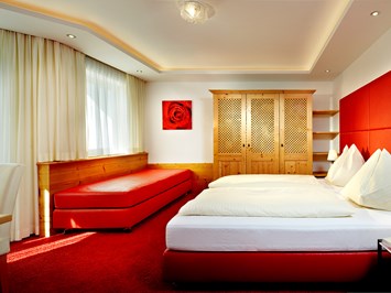 Das Alpenwelt Resort****SUPERIOR Zimmer / Suiten Alpenlodge Familiensuite