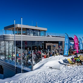 Hochzeitslocation: Gipfeltreffen | Bergrestaurant | 2.300 Höhenmeter | 360° Grad Bergblick | Winter - My Alpenwelt Resort****Superior