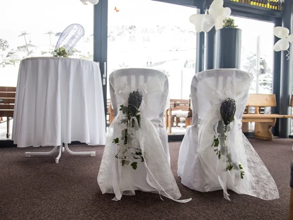 Destination-Wedding - Art der Location: Hotel / Chalet - Gipfeltreffen | Bergrestaurant | 2.300 Höhenmeter | 360° Grad Bergblick - My Alpenwelt Resort****Superior
