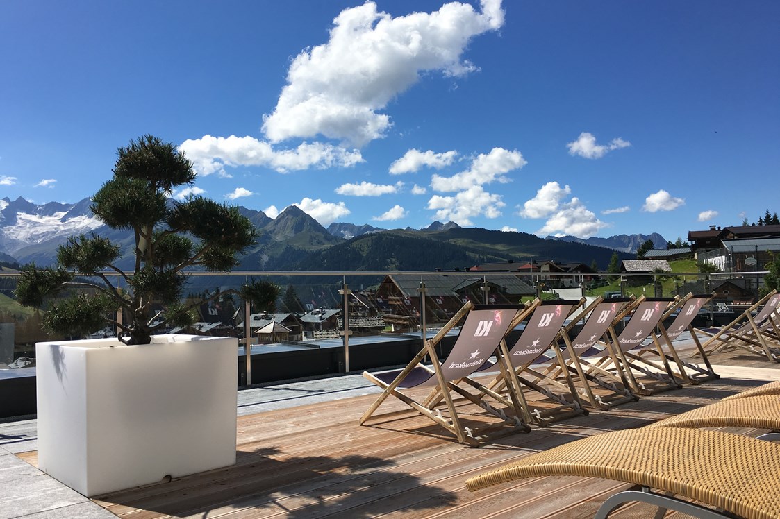 Hochzeitslocation: Dachterrasse mit Ausblick - My Alpenwelt Resort****Superior