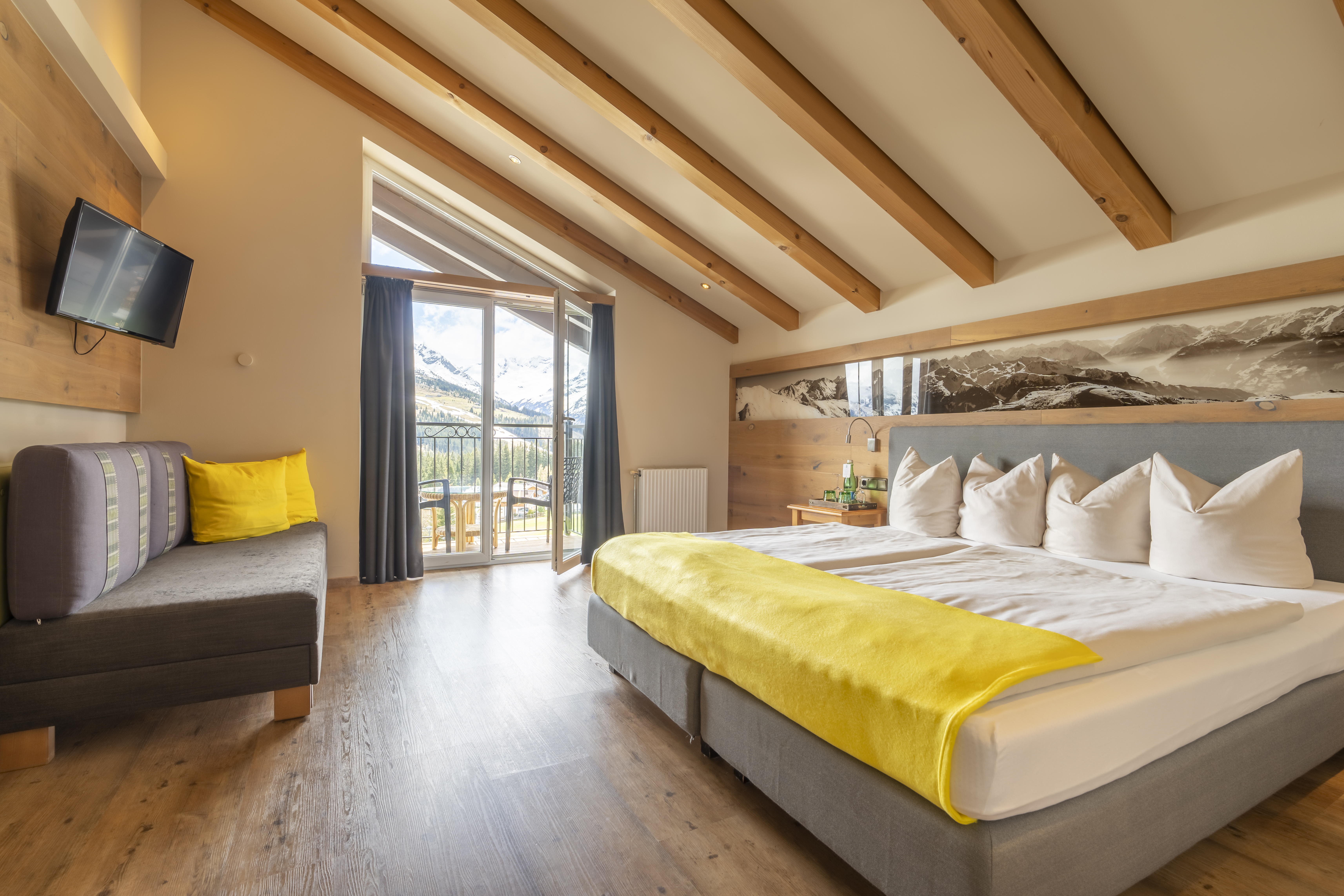 My Alpenwelt Resort****Superior Zimmer / Suiten Deluxe Doppelzimmer Bergblick