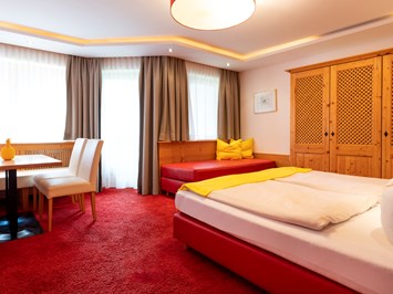 My Alpenwelt Resort****Superior Zimmer / Suiten Alpenlodge Junior Suite
