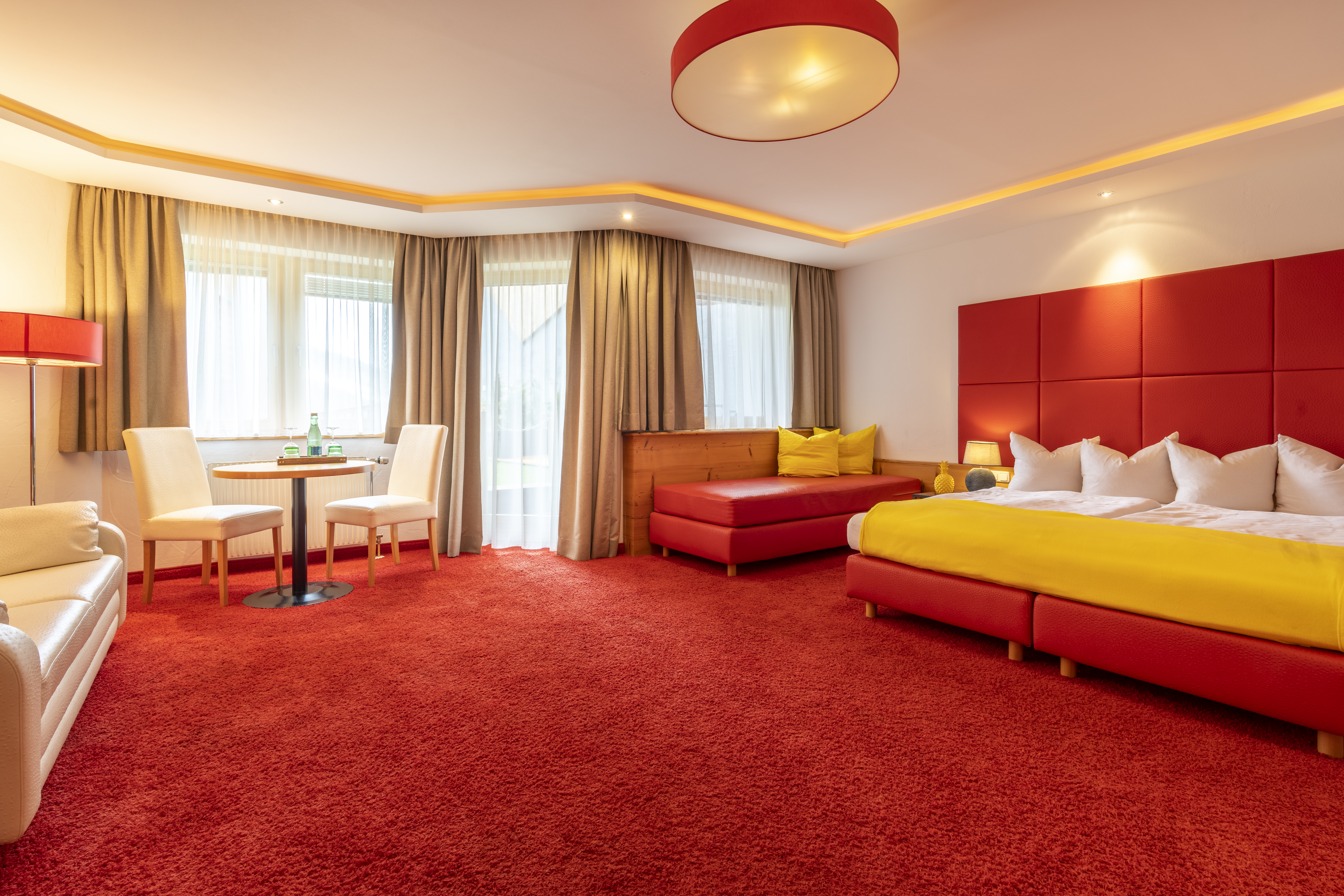 My Alpenwelt Resort****Superior Zimmer / Suiten Alpenlodge Familiensuite