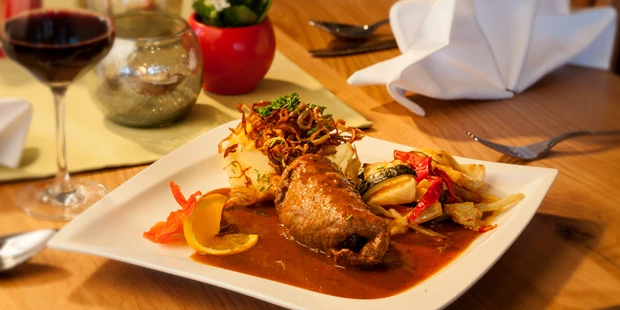 Destination-Wedding - Personenanzahl - Mondsee - Speisen - Panorama Hotel Leidingerhof