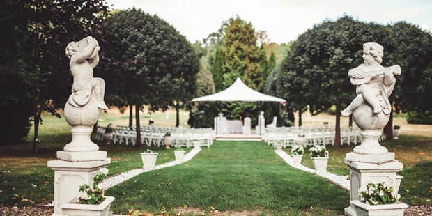 Destination-Wedding - Art der Location: Hotel / Chalet - Schloss Wulkow