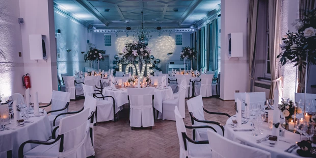 Destination-Wedding - Art der Location: Hotel / Chalet - Schloss Wulkow