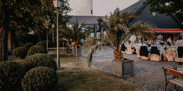 Destination-Wedding - Art der Location: Hotel / Chalet - Refugium Stromburg