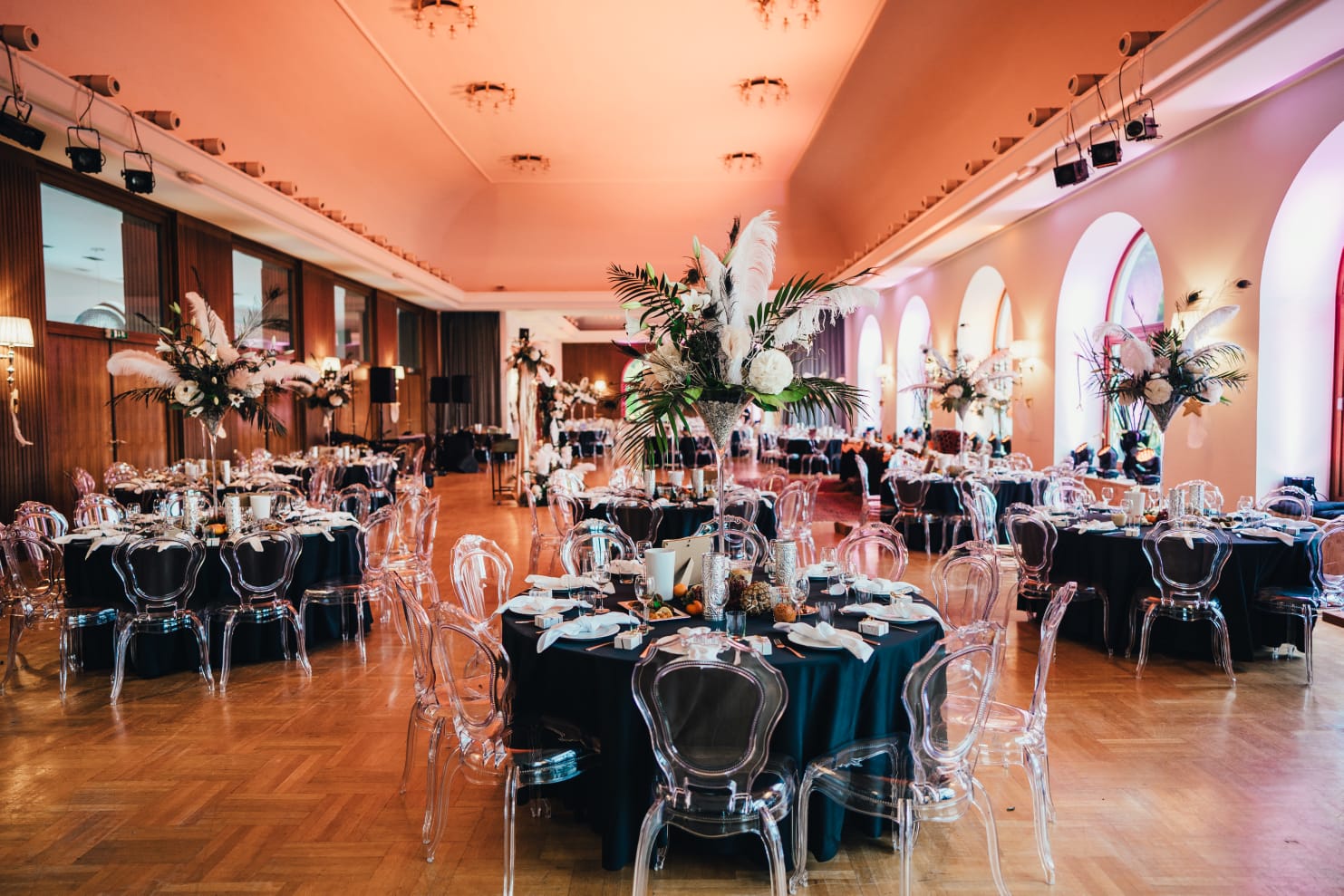 Destination-Wedding - Preisniveau Hochzeitsfeier: €€ - Österreich - Kursalon Bad Vöslau