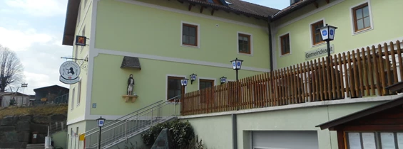 Hochzeitslocation: Gasthaus zur Dorfwirtin