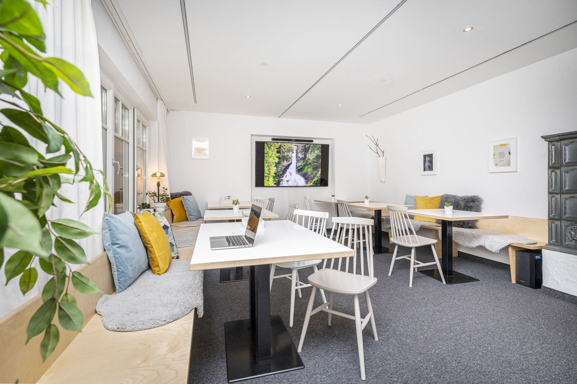 Destination-Wedding - Preisniveau Hochzeitsfeier: €€ - Österreich - einen ganzes Haus für Euch allein - haus deutinger - micro wedding