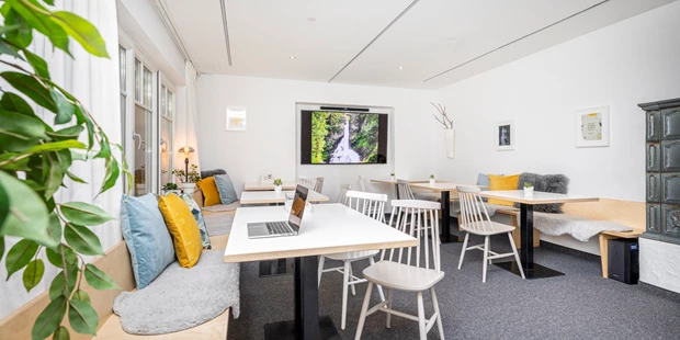 Destination-Wedding - Exklusivität - Salzburg - einen ganzes Haus für Euch allein - haus deutinger - micro wedding