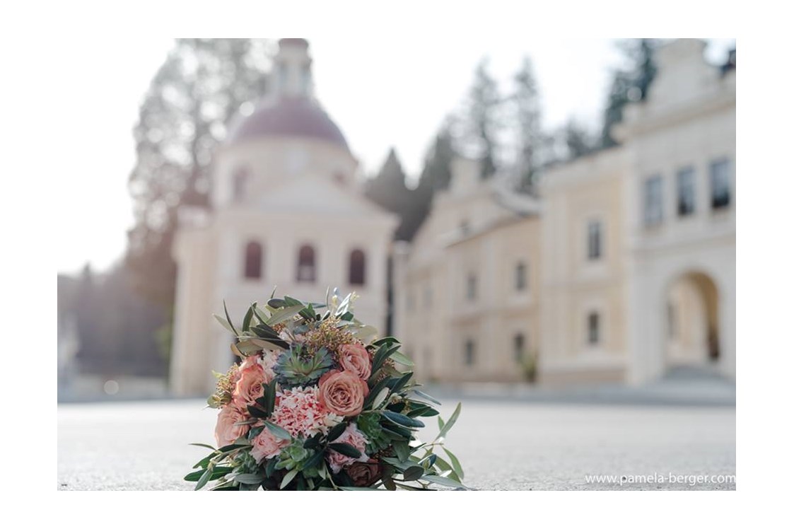Hochzeitslocation: Gastwirtschaft Schloss Neubruck