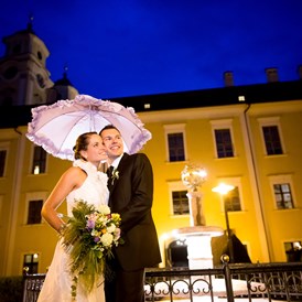 Hochzeitslocation: Hochzeitsfoto Schlossgarten bei Nacht - Schlosshotel Mondsee