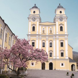 Hochzeitslocation: Basilika Mondsee - Schlosshotel Mondsee