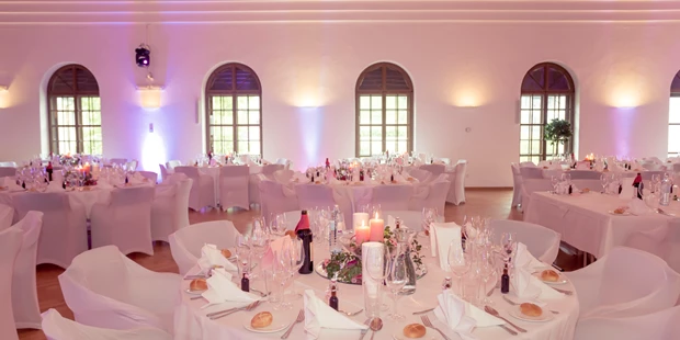 Destination-Wedding - Art der Location: Hotel / Chalet - Festsaal - Schlosshotel Mondsee
