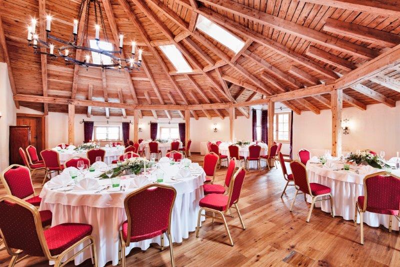 Destination-Wedding - woliday Programm: Kennenlern-Dinner - Salzburg - Hotel Schloss Mittersill