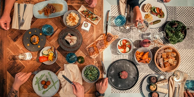 Destination-Wedding - Exklusivität - Salzburg - Mittagessen mit Freunden im Sendlhofer's. - Sendlhofer's