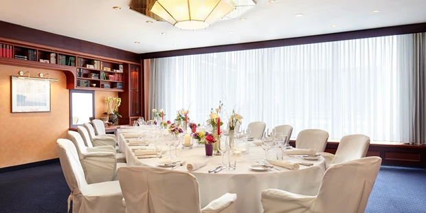 Destination-Wedding - Art der Location: Hotel / Chalet - Saal Belvedere - Park Hotel Ahrensburg