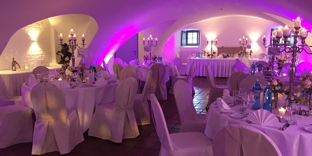Destination-Wedding - Art der Location: Hotel / Chalet - Gewölbe Schloss Ahrensburg - Park Hotel Ahrensburg