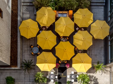 Hochzeitslocation: Summer Lounge Orange - Regent Berlin