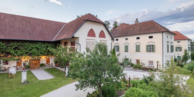 Destination-Wedding - woliday Programm: Standesamtliche Trauung - Österreich - Schlossgut Gundersdorf