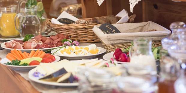 Destination-Wedding - woliday Programm: Standesamtliche Trauung - Österreich - Schlossgut Gundersdorf