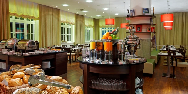 Destination-Wedding - Art der Location: Hotel / Chalet - Courtyard by Marriott Bremen