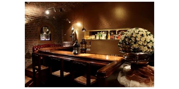 Destination-Wedding - Exklusivität - Deutschland - Unser einzigartiger Gewölbekeller mit eigener Bar. - Hotel „Schloss Friedestrom“