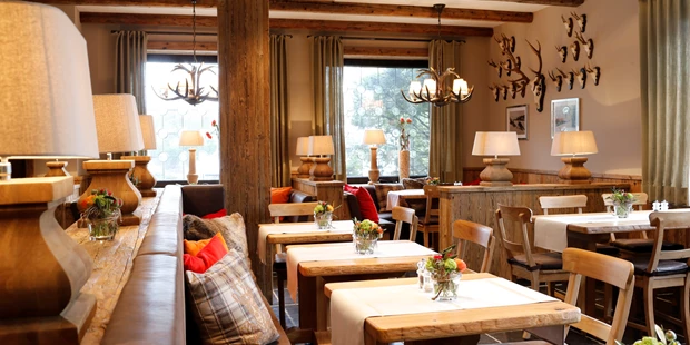 Destination-Wedding - Art der Location: Hotel / Chalet - Parkhotel Wittekindshof