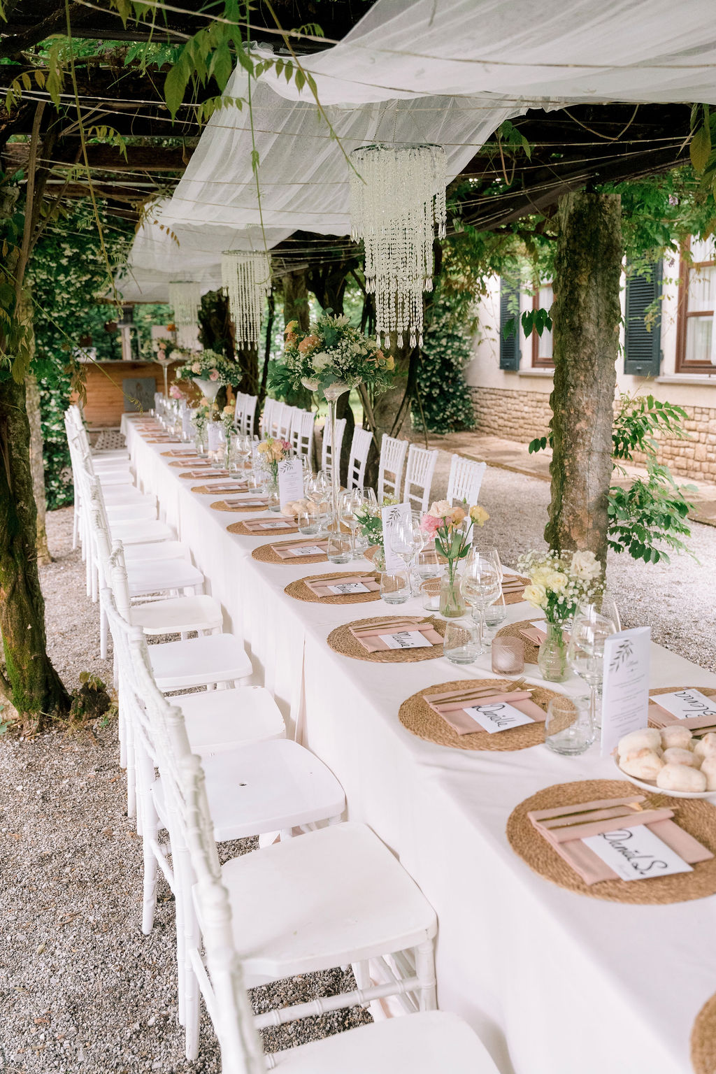 Hochzeitslocation: Eure Hochzeit in der eigenen Parkanlage unter der 100-Jährigen natürlichen Pergola. - VILLA SOFIA - PRIVATE Boutique-Villa