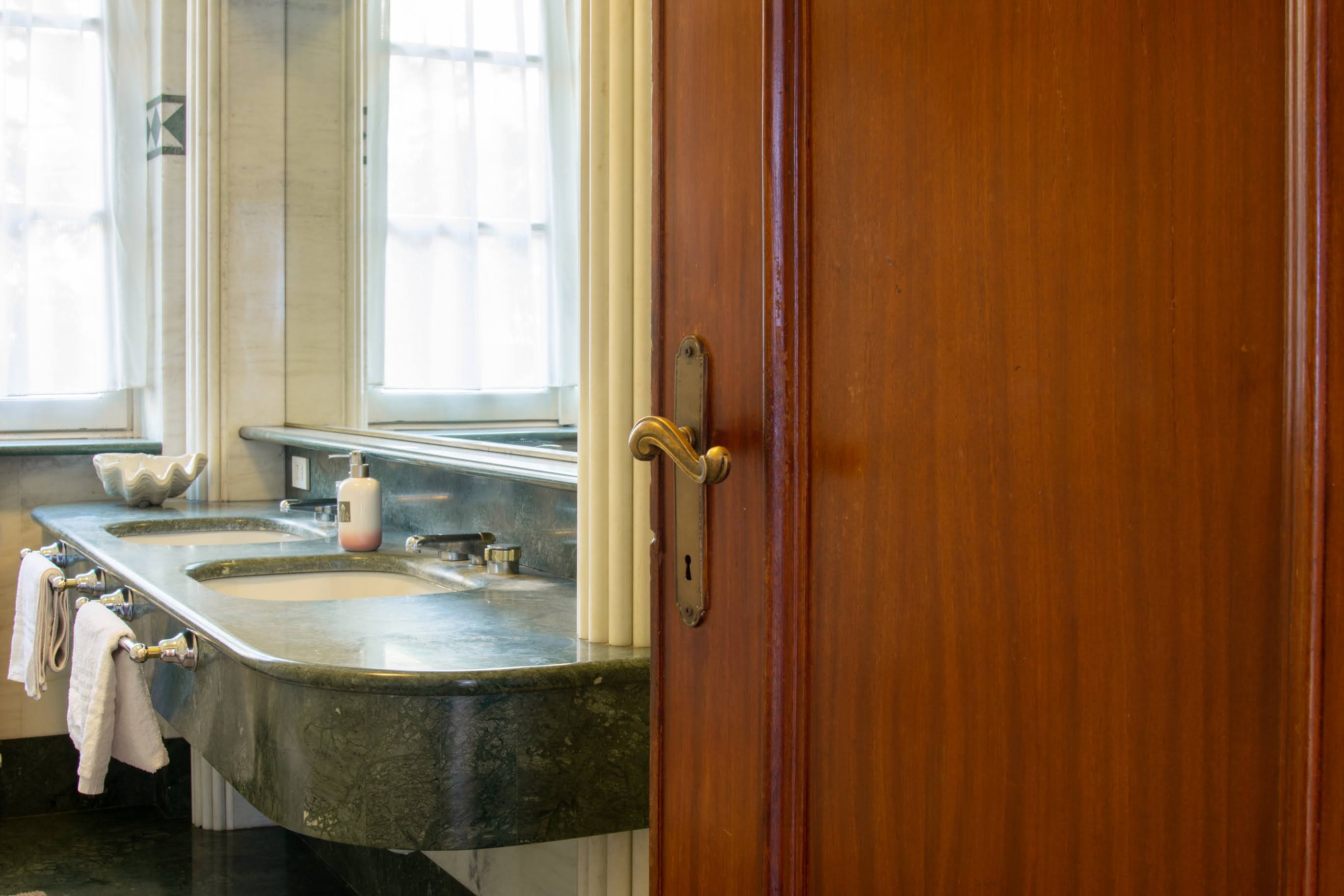VILLA SOFIA - PRIVATE Boutique-Villa Zimmer / Suiten Badezimmer