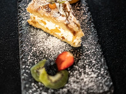 Destination-Wedding - Exklusivität - Wilder Kaiser - Mit viel Liebe und selbst gebacken: unsere Kuchen von Dani´s Mama. - jezz AlmResort Ellmau