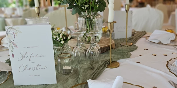 Destination-Wedding - Art der Location: Hotel / Chalet - Seeschloss am Bötzsee bei Berlin