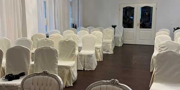 Destination-Wedding - Art der Location: Hotel / Chalet - Seeschloss am Bötzsee bei Berlin