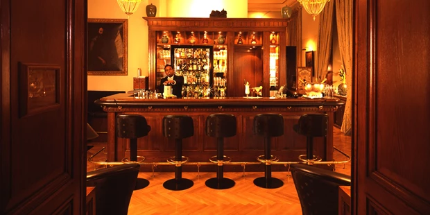 Destination-Wedding - Art der Location: Hotel / Chalet - BARonie - Schlosshotel Hugenpoet