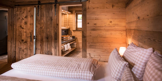 Destination-Wedding - Exklusivität - Deutschland - Schlafzimmer - Alpin Chalets Oberjoch