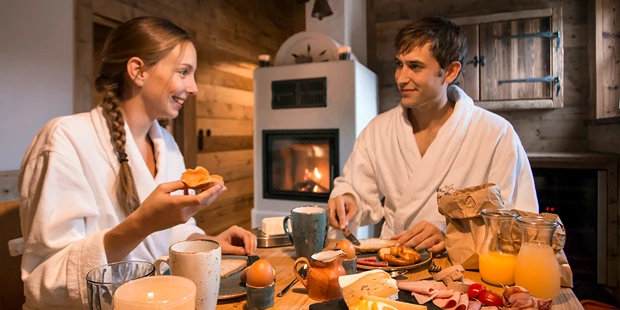 Destination-Wedding - Exklusivität - Deutschland - Frühstück im Chalet - Alpin Chalets Oberjoch
