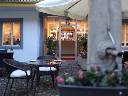 Destination-Wedding - Art der Location: Hotel / Chalet - Messehaus Zur Waag - Hotel Gasthof Zur Waag
