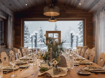 Destination-Wedding - Art der Location: Hotel / Chalet - Chalet Dirndl & Buam