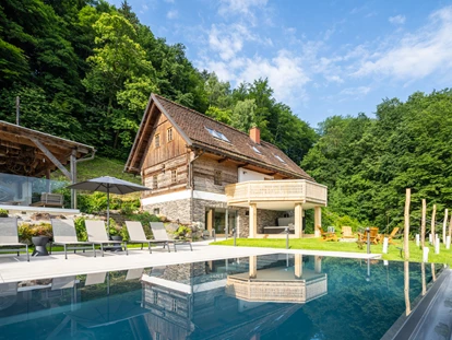 Destination-Wedding - Art der Location: Hotel / Chalet - Vinothek Petzles