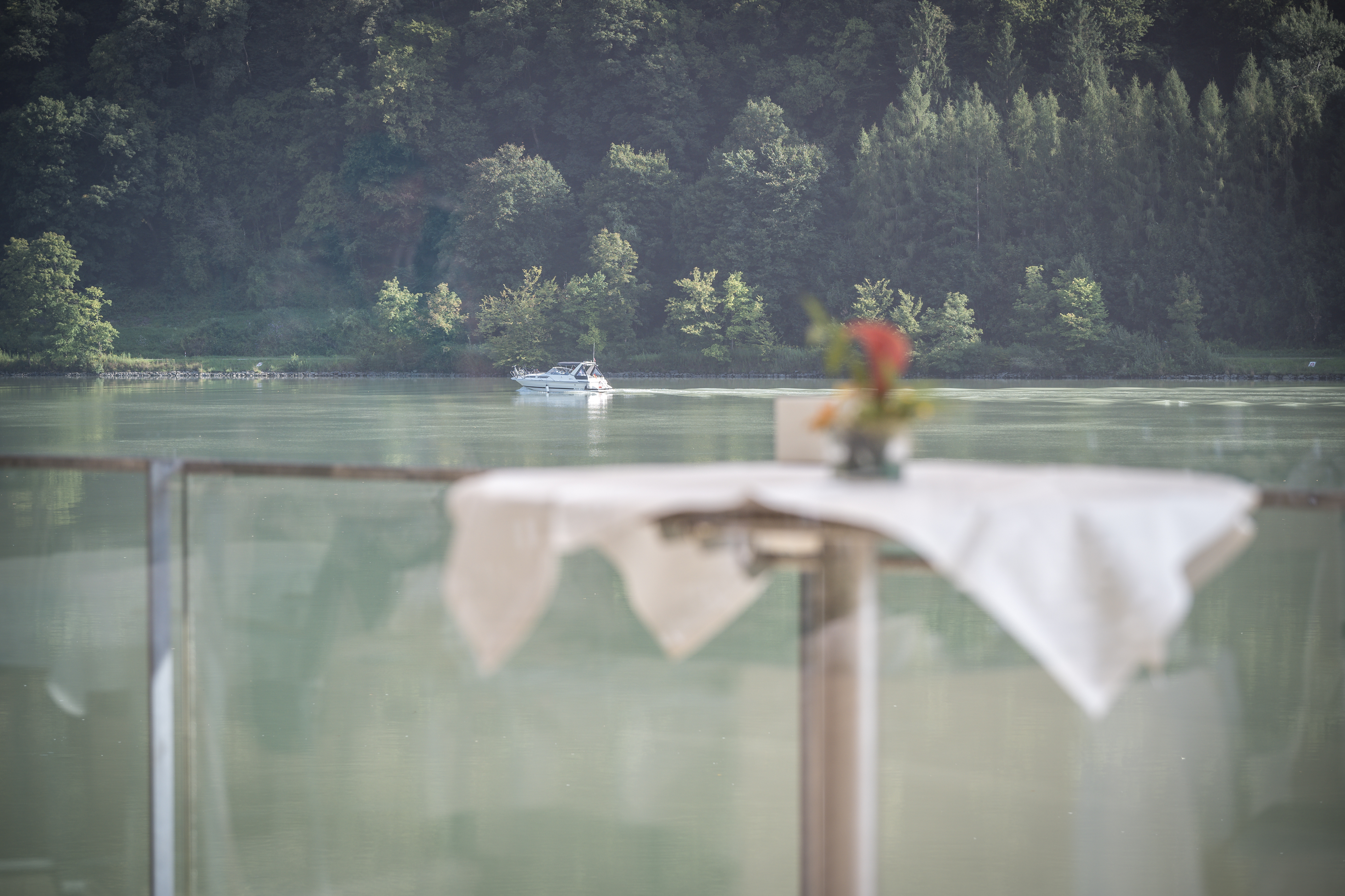 Hochzeitslocation: Hotel Wesenufer