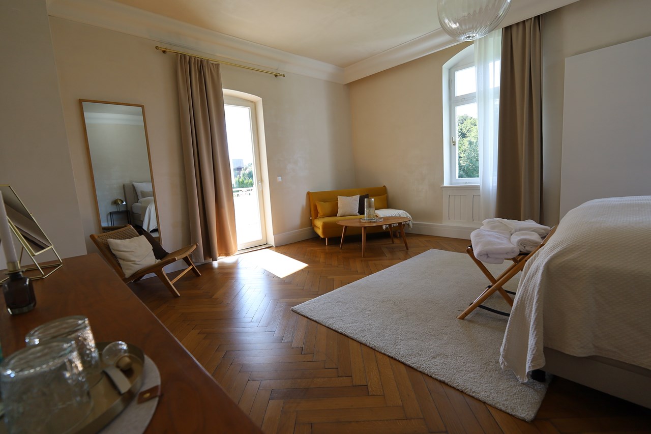 Remontedepot Zimmer / Suiten Schlafzimmer 2