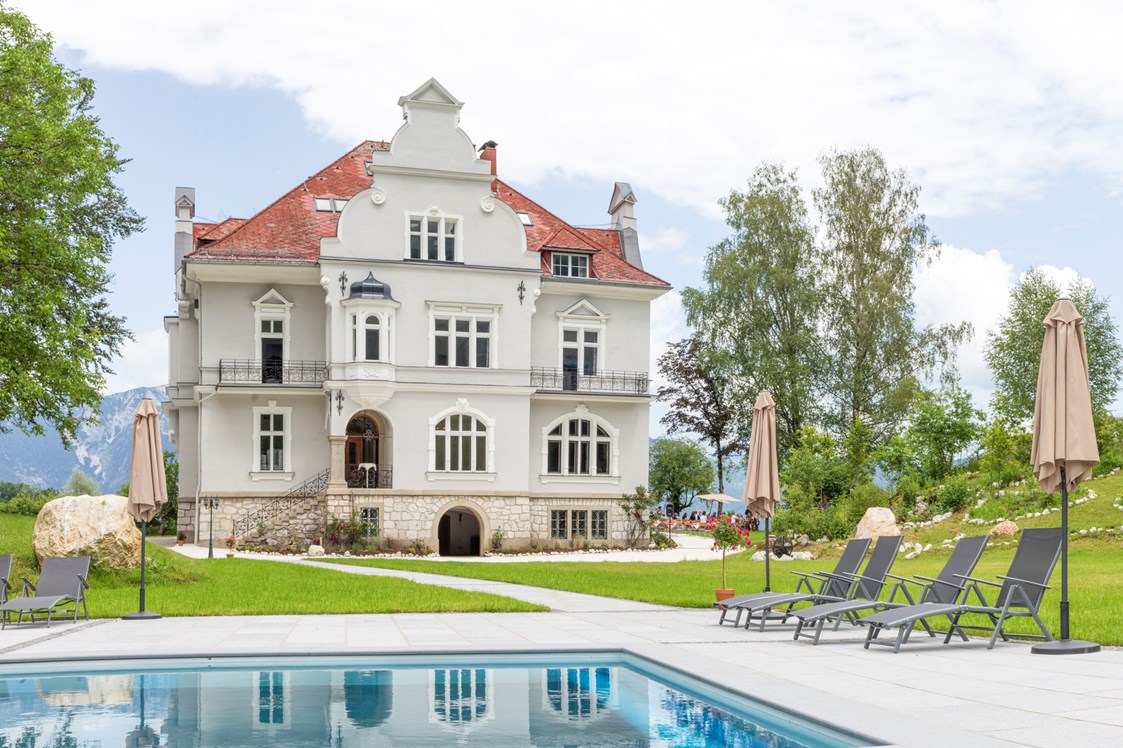 Hochzeitslocation: Die Villa Bergzauber mit Pool - Villa Bergzauber