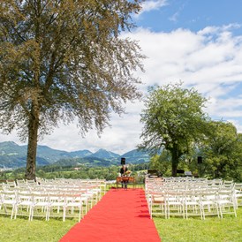 Hochzeitslocation: Standesamtliche Trauung vor der Villa - Villa Bergzauber